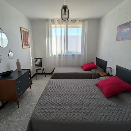 Sol-y-days Altitude Zero En Premiere Ligne Face A La * לה-גרו-דו-רואה